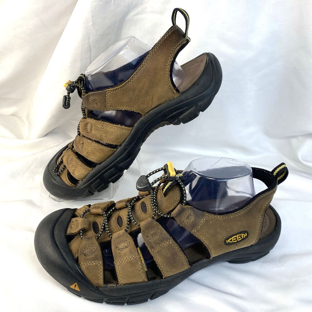 Keen Men's Sandals 27 cm Size 9 Waterproof Hiking Outdoor Trail Missing Tag